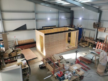 L'atelier de fabrication de Tiny Houses à Toulouse