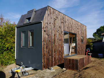 tiny house installée sur sa remorque